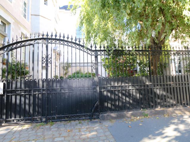 Appartement de charme dans un immeuble classé Monument Histo