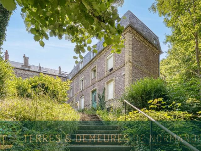 Appartement de charme de 29,40m² entièrement rénové et meublé, h