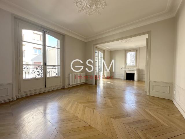 Appartement de Charme de 92 m2 2 chambres en centre ville