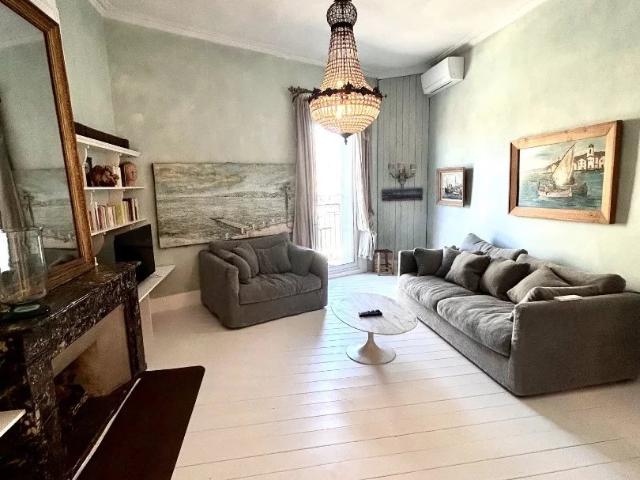 Appartement de Charme sur Quai