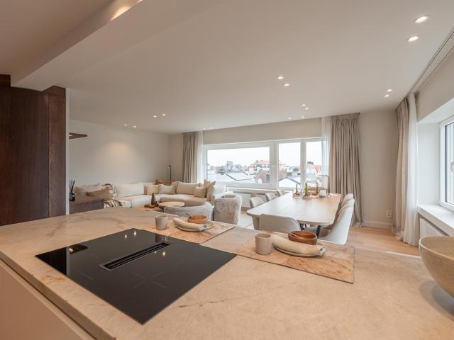 Appartement de coin, vue dégagée, plein Sud près de la mer