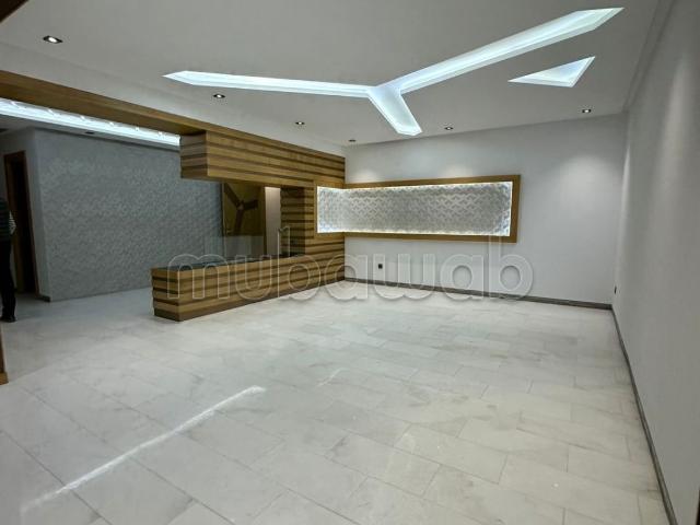 Appartement de haut standing en vente à hay Riyad. 4 chambres plus chambre de bonne