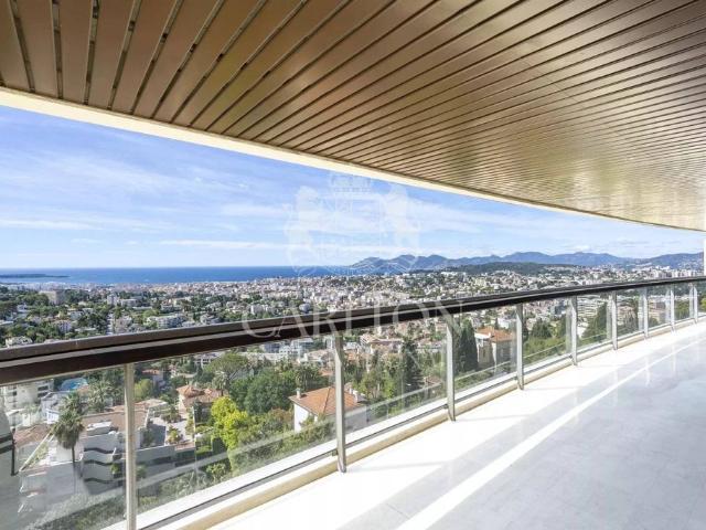 Appartement de luxe de 142 m2 en vente Le Cannet, France