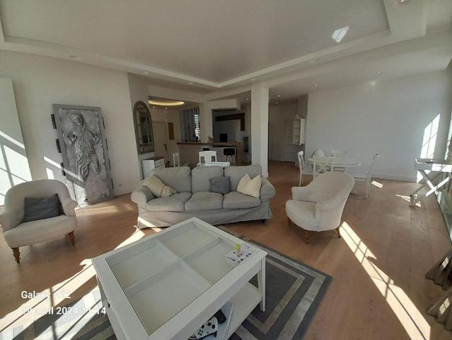 Appartement de luxe de 102 m2 en vente Royan, Nouvelle Aquitaine