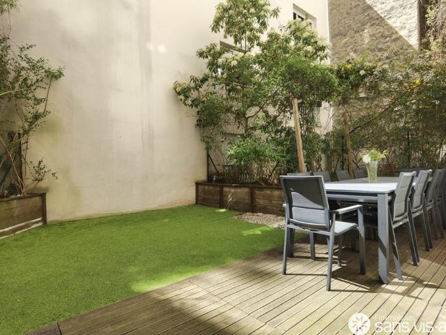 Appartement de luxe de 107 m2 en vente Belleville, Père Lachaise, Ménilmontant, Paris, Île de France