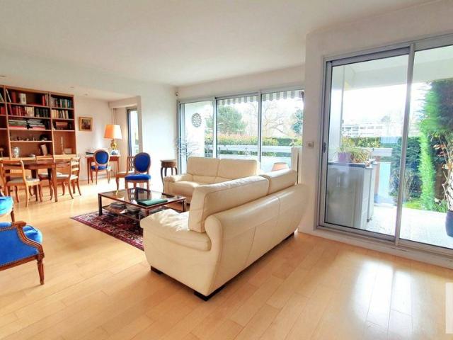 Appartement de prestige de 119 m2 en vente Bailly, Île de France