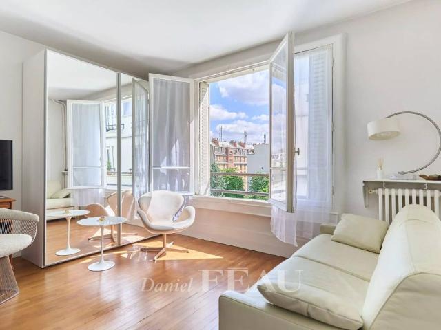 Appartement de luxe de 1 chambres à Tour Eiffel, Invalides – Ecole Militaire, Saint Thomas d’Aquin, Paris, Île de France