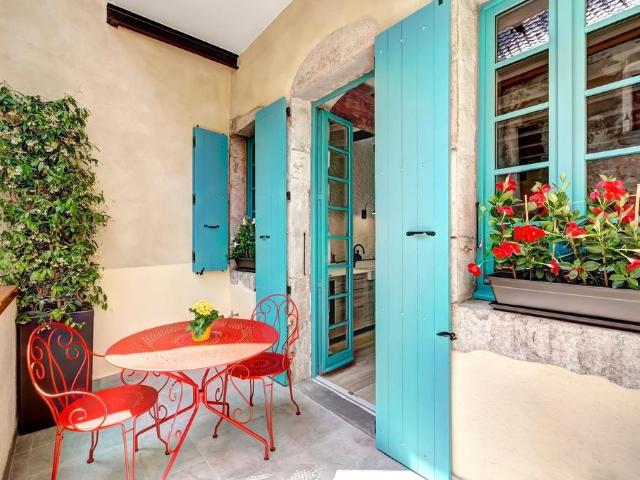 Appartement de luxe de 1 chambres en vente à Annecy, Auvergne Rhône Alpes