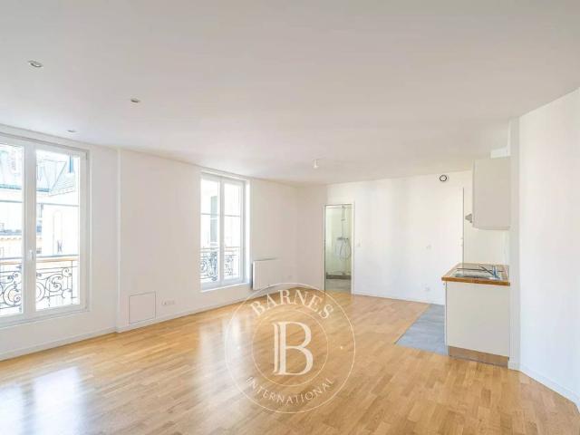 Appartement de luxe de 1 chambres en vente à Champs Elysées, Madeleine, Triangle d’or, Paris, Île de France