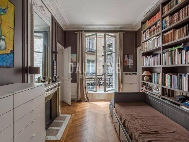 Appartement de luxe de 2 chambres à Tour Eiffel, Invalides – Ecole Militaire, Saint Thomas d’Aquin, France