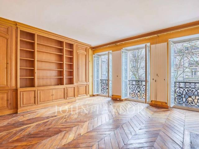 Appartement de luxe de 2 chambres à Tour Eiffel, Invalides – Ecole Militaire, Saint Thomas d’Aquin, Paris, Île de France