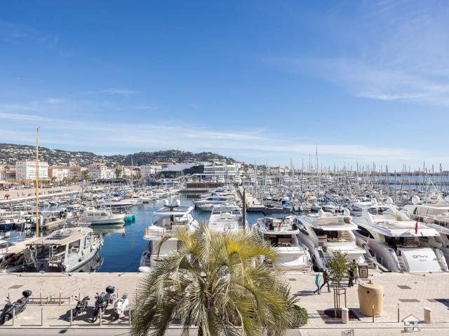 Appartement de luxe de 2 chambres avec vue panoramique à cou. 58m² Cannes