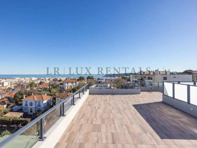 Appartement de luxe de 2 chambres en vente à Antibes, France