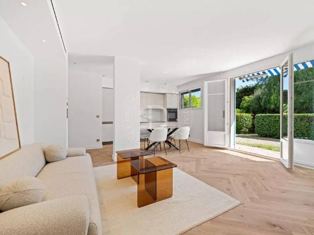 Appartement de luxe de 2 chambres en vente à Beaulieu sur Mer, Provence Alpes Côte d'Azur