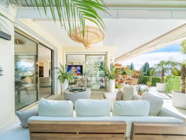 Appartement de luxe de 2 chambres en vente à Cannes, France