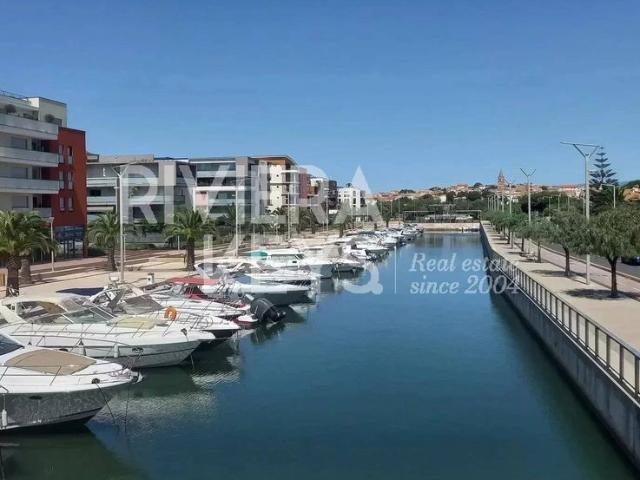 Appartement de luxe de 2 chambres en vente à Fréjus, France