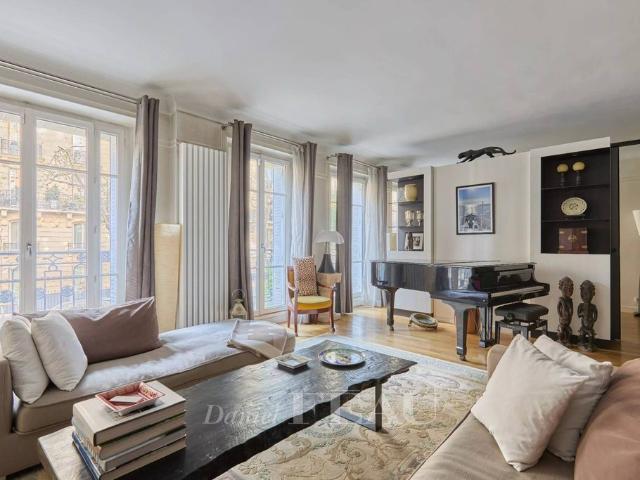 Appartement de luxe de 2 chambres en vente à La Muette, Auteuil, Porte Dauphine, France
