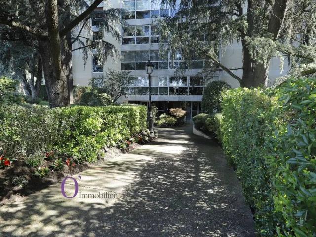 Appartement de luxe de 2 chambres en vente à Le Chesnay, Île de France