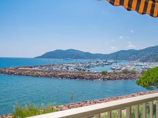 Appartement de luxe de 2 chambres en vente à Mandelieu, Provence Alpes Côte d'Azur
