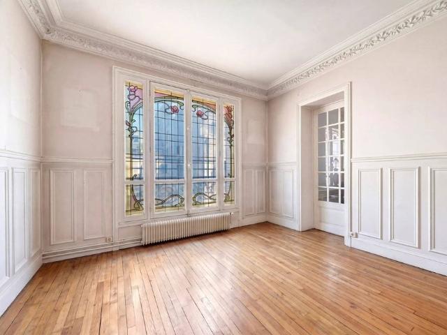 Appartement de luxe de 2 chambres en vente à Monceau, Courcelles, Ternes, Paris, Île de France