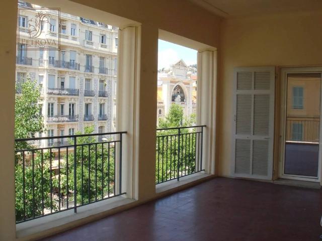 Appartement de luxe de 2 chambres en vente à Nice, France