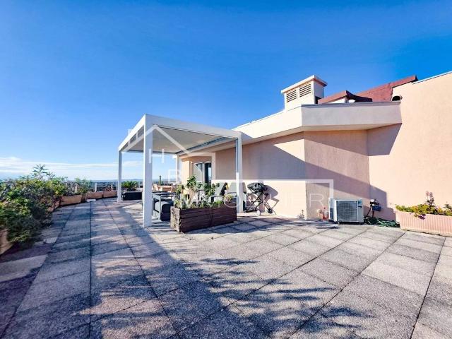Appartement de luxe de 2 chambres en vente à Nice, France