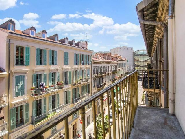 Appartement de luxe de 2 chambres en vente à Nice, France