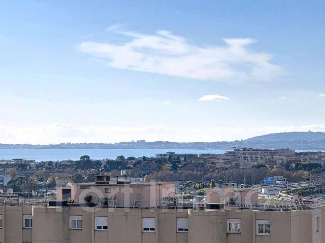 Appartement de 2 chambres de luxe en vente à Nice, France