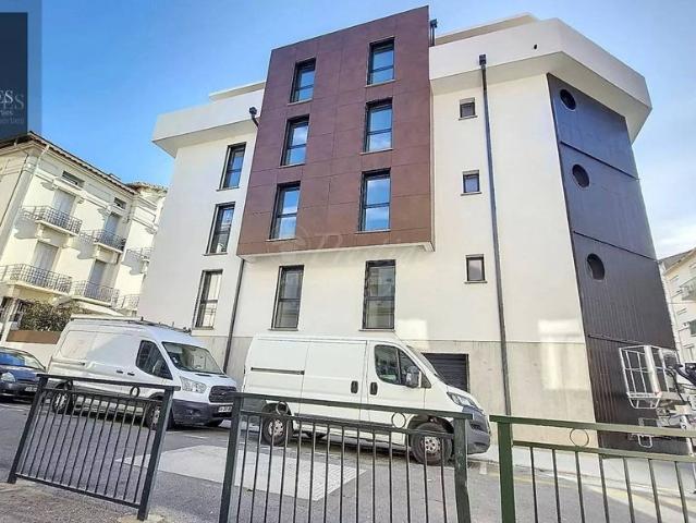 Appartement de luxe de 2 chambres en vente à Perpignan, Occitanie