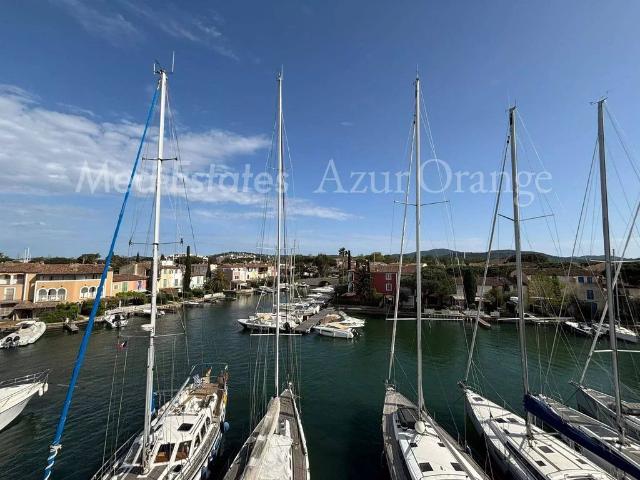 Appartement de luxe de 2 chambres en vente à Port Grimaud, Provence Alpes Côte d'Azur