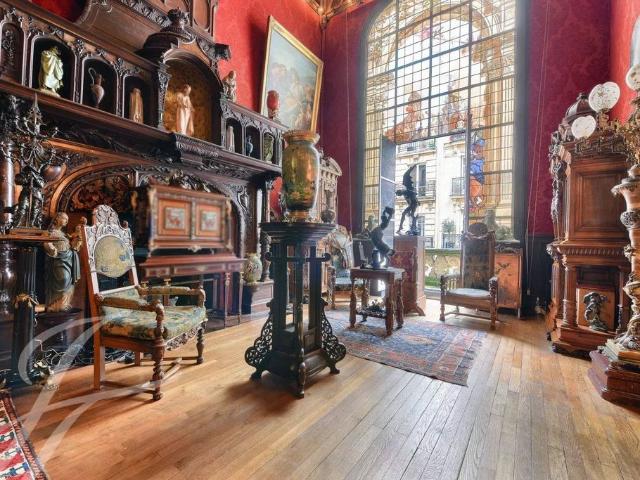 Appartement de luxe de 2 chambres en vente à Provence Opéra – Grands Boulevards, France