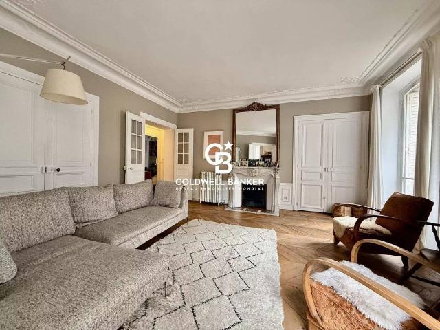 Appartement de luxe de 2 chambres en vente à Provence Opéra – Grands Boulevards, France