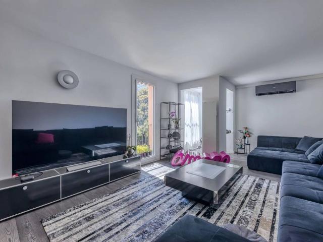 Appartement de luxe de 2 chambres en vente à Roquebrune Cap Martin, France