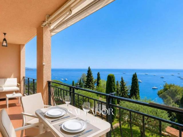 Appartement de luxe de 2 chambres en vente à Roquebrune Cap Martin, Provence Alpes Côte d'Azur