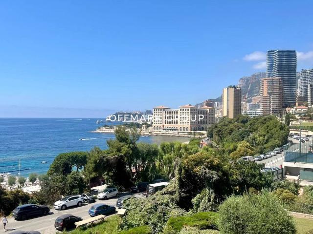 Appartement de luxe de 2 chambres en vente à Roquebrune Cap Martin, Provence Alpes Côte d'Azur