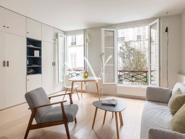 Appartement de luxe de 2 pièces à Tour Eiffel, Invalides – Ecole Militaire, Saint Thomas d’Aquin, France