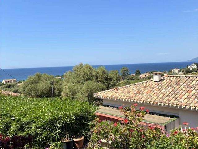 Appartement de luxe de 2 pièces en location à Saint Florent, France