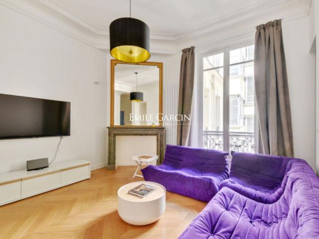 Appartement de 2 pièces de luxe en vente à Champs Elysées, Madeleine, Triangle d’or, France