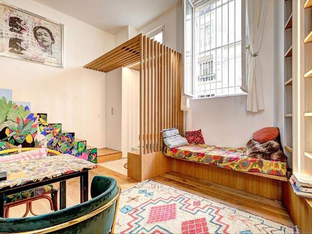 Appartement de 2 pièces de luxe en vente à Montmartre, Abbesses, Grandes Carrières, Paris, Île de France