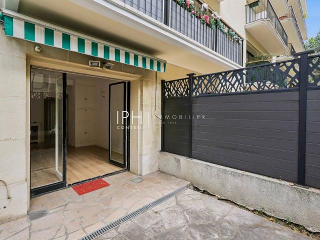 Appartement de luxe de 2 pièces en vente à Neuilly sur Seine, France