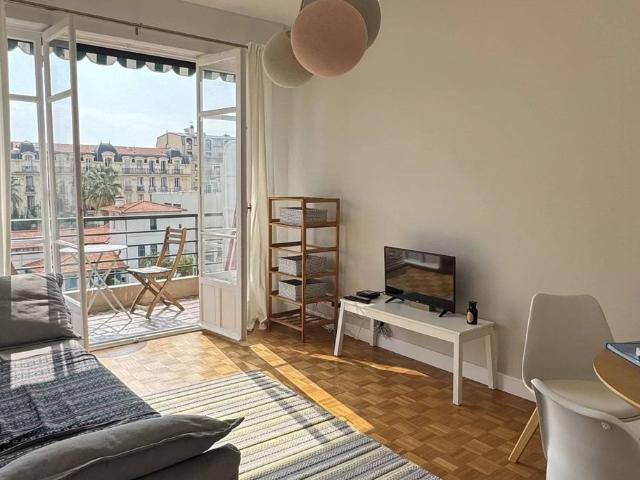 Appartement de luxe de 2 pièces en vente à Nice, France