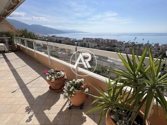 Appartement de luxe de 2 pièces en vente à Roquebrune Cap Martin, France