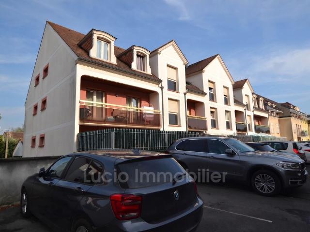 Appartement de luxe de 31 chambres en vente à Champs sur Marne, France