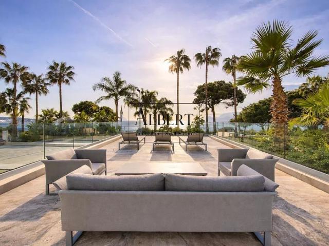 Appartement de luxe de 3 chambres en location à Cannes, France