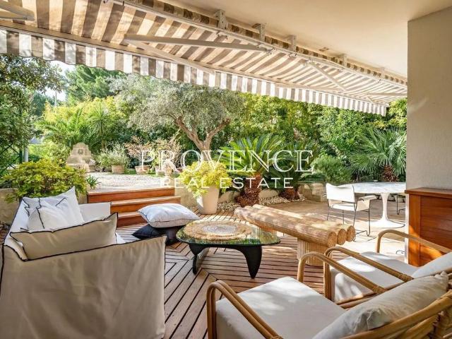 Appartement de luxe de 3 chambres en location à Marseille, Provence Alpes Côte d'Azur