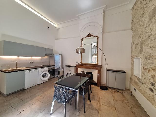Appartement de luxe de 3 chambres en location à Montpellier, France