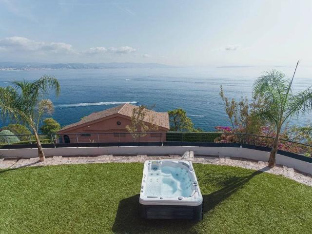 Appartement de luxe de 3 chambres en vente à Théoule sur Mer, Provence Alpes Côte d'Azur