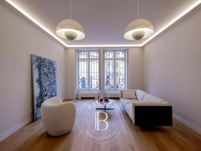 Appartement de luxe de 3 chambres en vente à Bordeaux, France