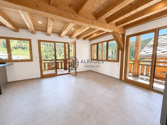 Appartement de luxe de 3 chambres en vente à Commune de Vars, France