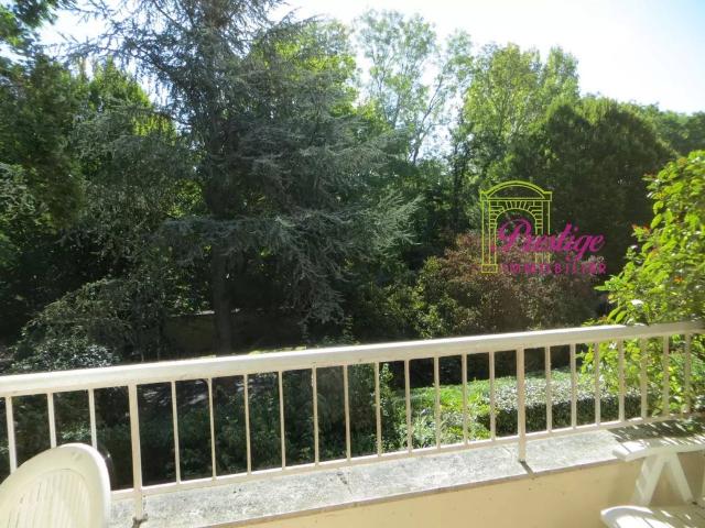 Appartement de luxe de 3 chambres en vente à Le Mesnil le Roi, Île de France